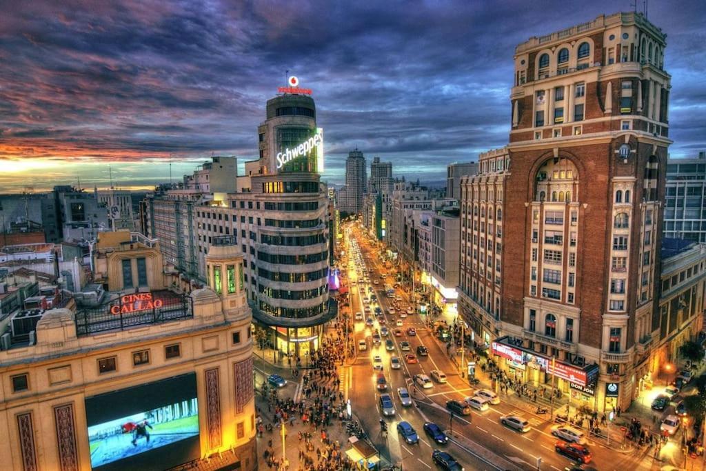 New Quiet Apartment Free Wifi In Gran Via Downtown Мадрид Екстер'єр фото